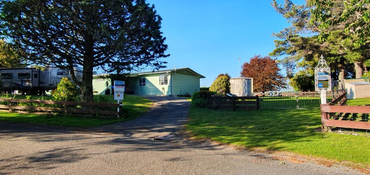 Apartament Lakeview Studio Cabin Kuratau Zewnętrze zdjęcie